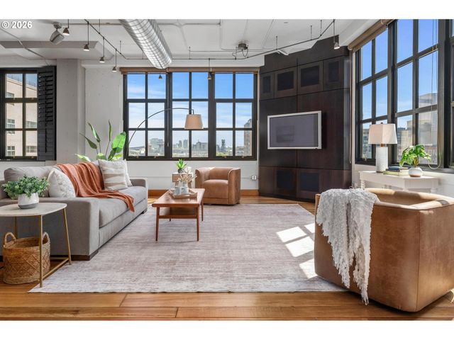 1400 Nw Irving St 609, Portland, OR 97209