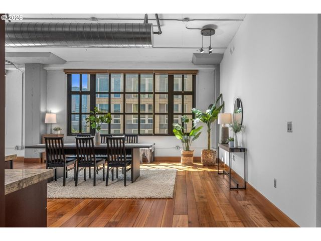 1400 Nw Irving St 609, Portland, OR 97209