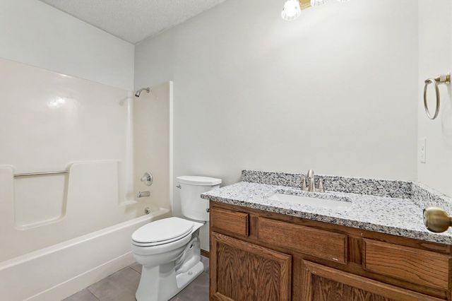 2307 N Forest Park, Derby, KS 67037