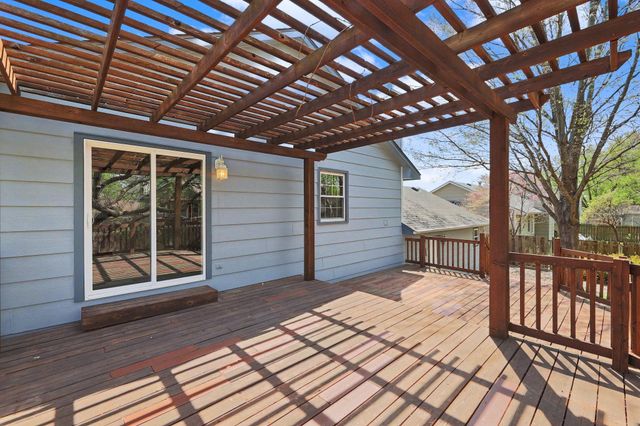2307 N Forest Park, Derby, KS 67037