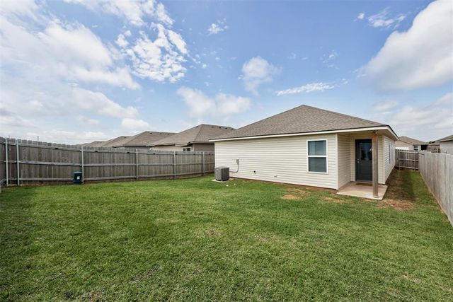 11628 Krew Way, Yukon, OK 73099
