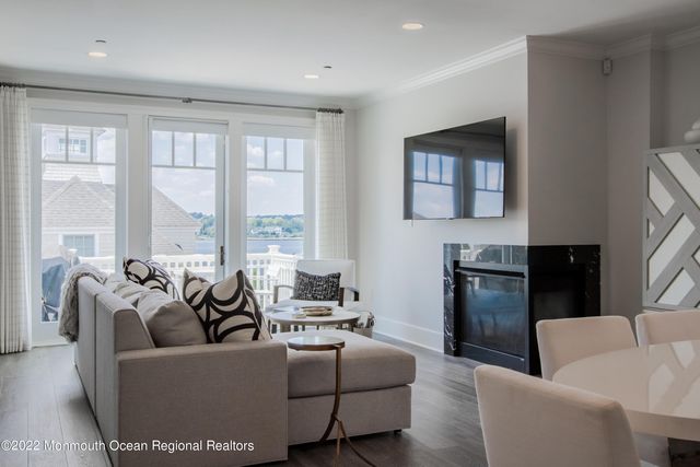 78 W Front Street D, Red Bank, NJ 07701