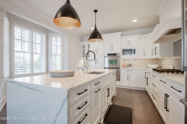 78 W Front Street D, Red Bank, NJ 07701