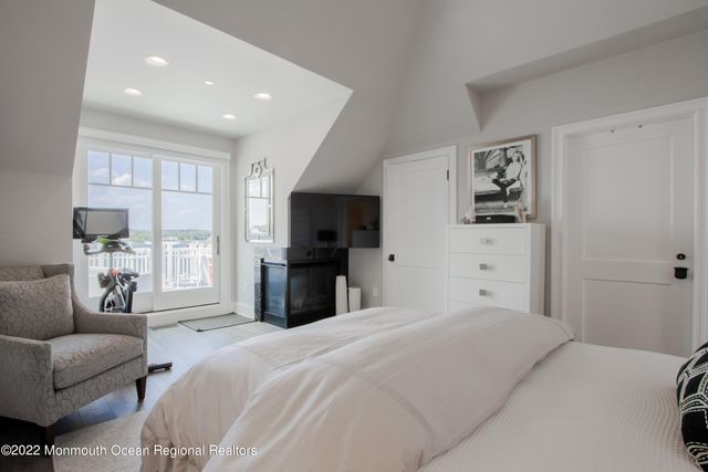 78 W Front Street D, Red Bank, NJ 07701