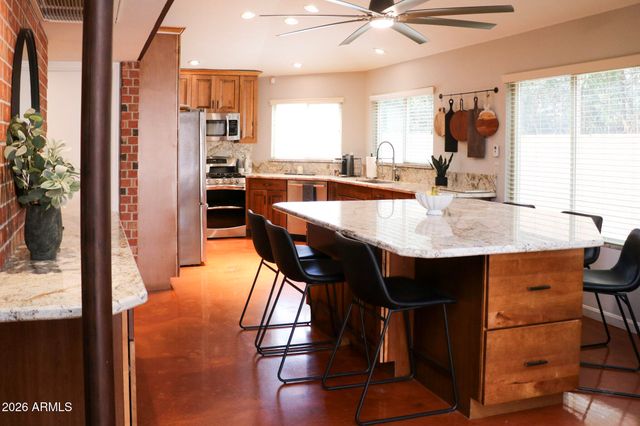 716 N JENTILLY Lane, Chandler, AZ 85226