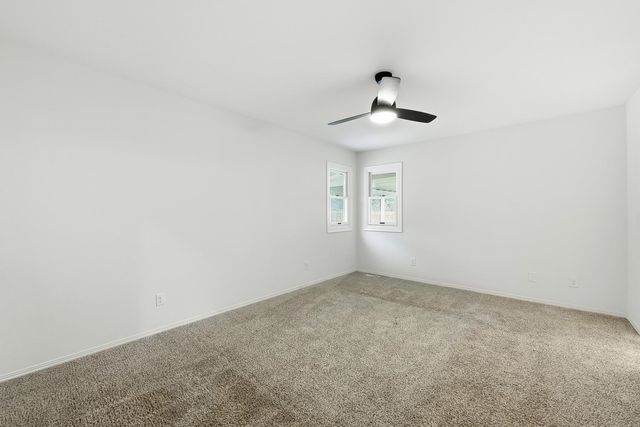 2209 N Woodlawn Blvd, Derby, KS 67037