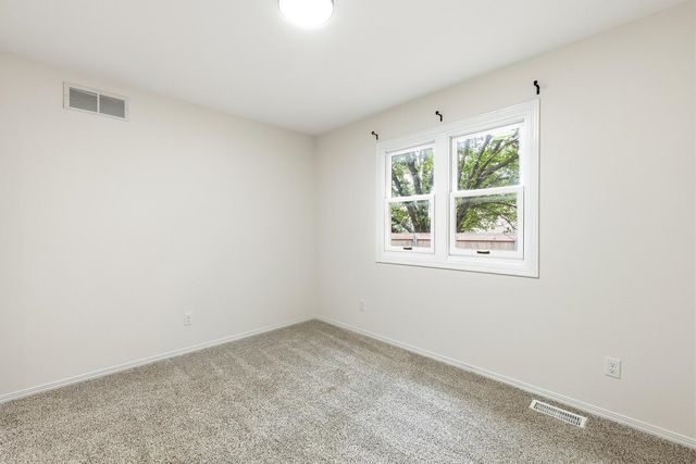 2209 N Woodlawn Blvd, Derby, KS 67037