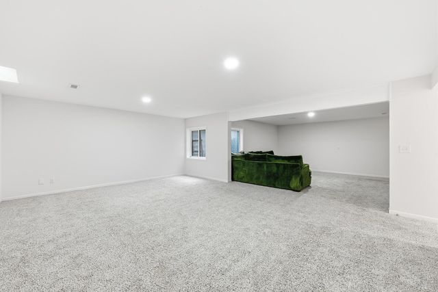 2209 N Woodlawn Blvd, Derby, KS 67037