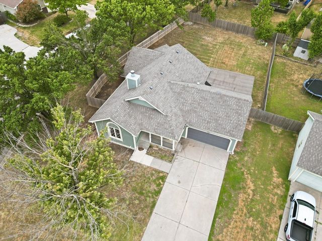 2209 N Woodlawn Blvd, Derby, KS 67037