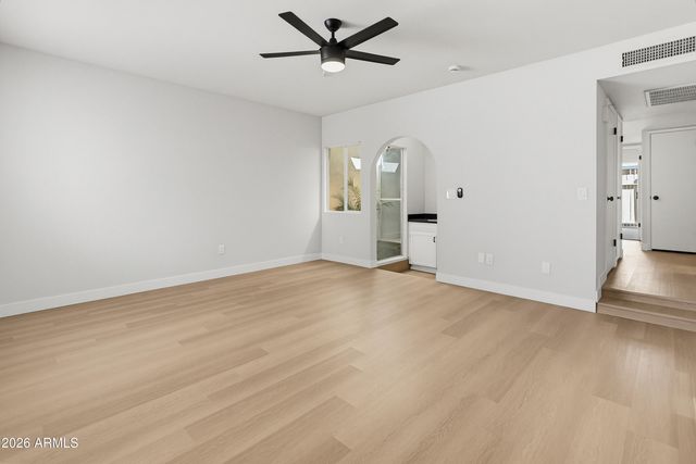 4742 W PALMAIRE Avenue, Glendale, AZ 85301