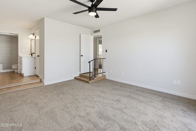 4742 W PALMAIRE Avenue, Glendale, AZ 85301