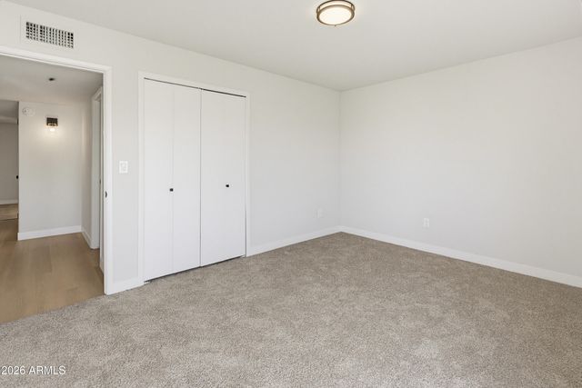 4742 W PALMAIRE Avenue, Glendale, AZ 85301