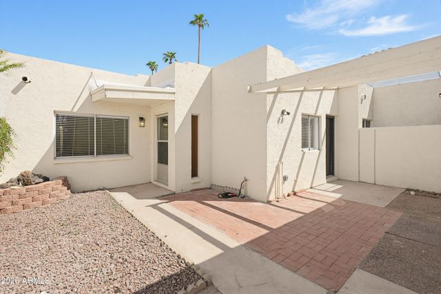 4742 W PALMAIRE Avenue, Glendale, AZ 85301