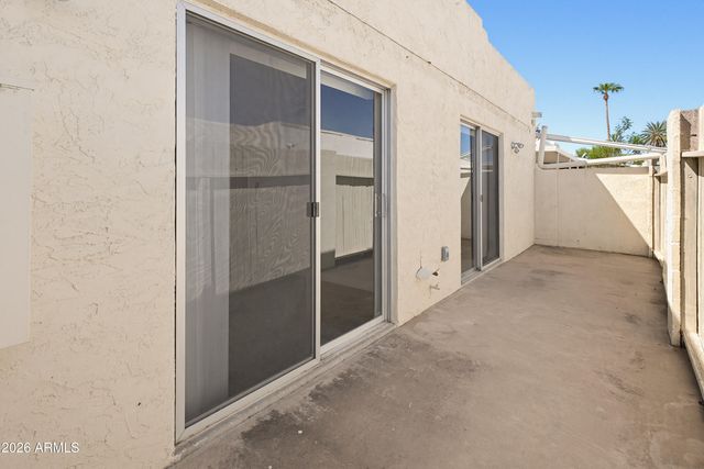 4742 W PALMAIRE Avenue, Glendale, AZ 85301