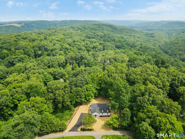 540 Berkshire Road, Southbury, CT 06488