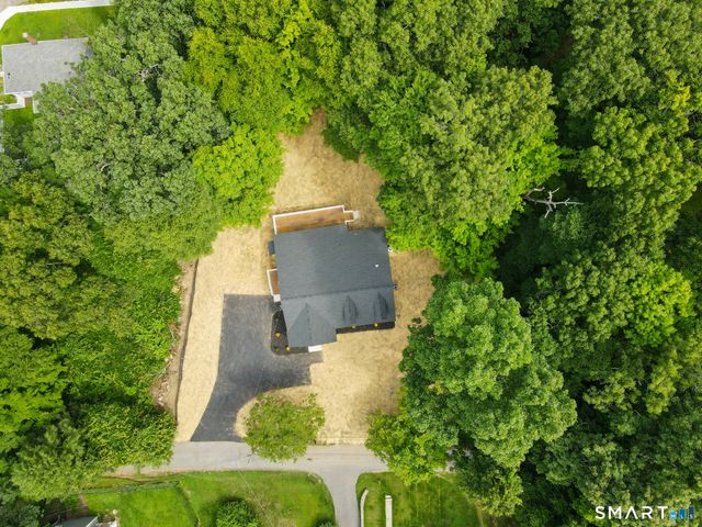 540 Berkshire Road, Southbury, CT 06488