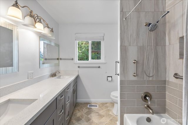 17925 57th Court W, Lynnwood, WA 98037