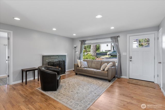 17925 57th Court W, Lynnwood, WA 98037