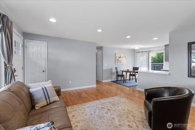 17925 57th Court W, Lynnwood, WA 98037