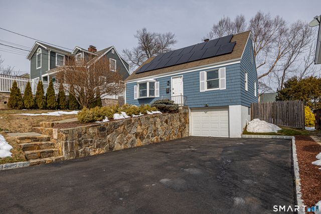 206 Sterling Street, Fairfield, CT 06825