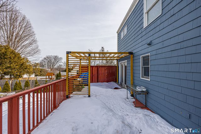 206 Sterling Street, Fairfield, CT 06825