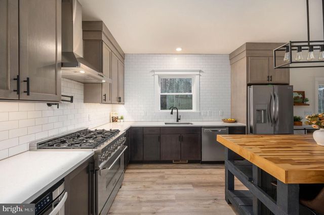 13218 SCOTTEN DR, Fredericksburg, VA 22407