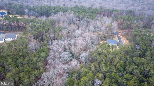 13218 SCOTTEN DR, Fredericksburg, VA 22407