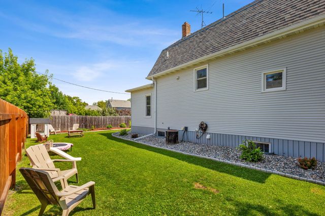 306 Center Avenue E, Dilworth, MN 56529