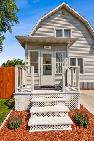 306 Center Avenue E, Dilworth, MN 56529