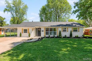 127 Clearview Drive, Belleville, IL 62223