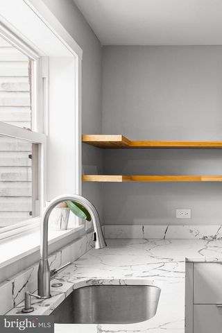 2175 E HAGERT ST, Philadelphia, PA 19125