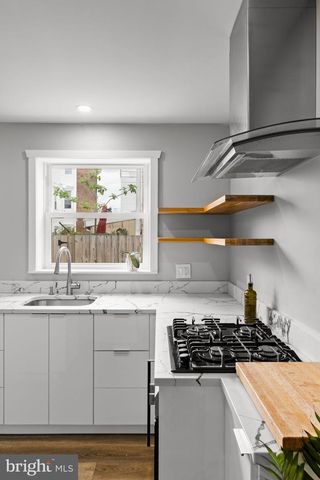 2175 E HAGERT ST, Philadelphia, PA 19125