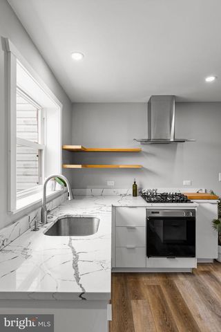 2175 E HAGERT ST, Philadelphia, PA 19125