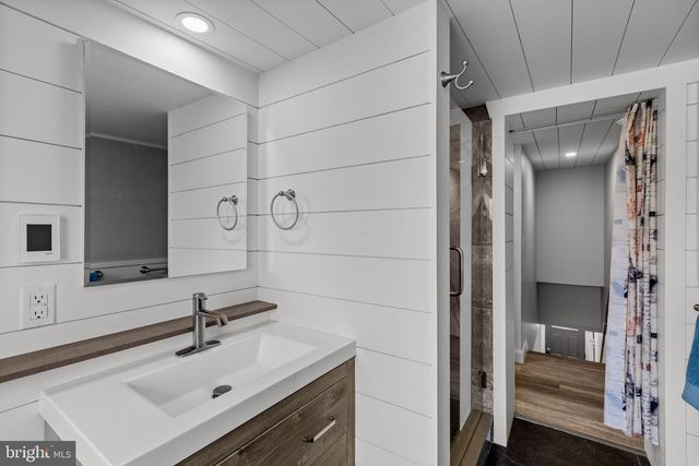 2175 E HAGERT ST, Philadelphia, PA 19125