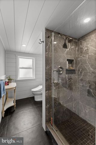 2175 E HAGERT ST, Philadelphia, PA 19125