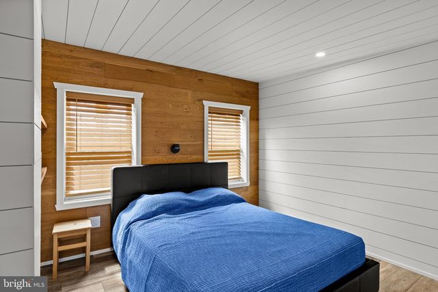 2175 E HAGERT ST, Philadelphia, PA 19125