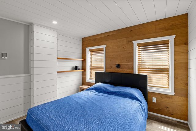 2175 E HAGERT ST, Philadelphia, PA 19125