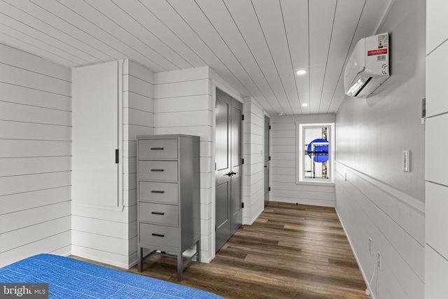 2175 E HAGERT ST, Philadelphia, PA 19125