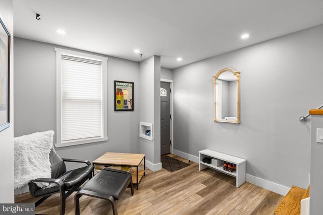 2175 E HAGERT ST, Philadelphia, PA 19125