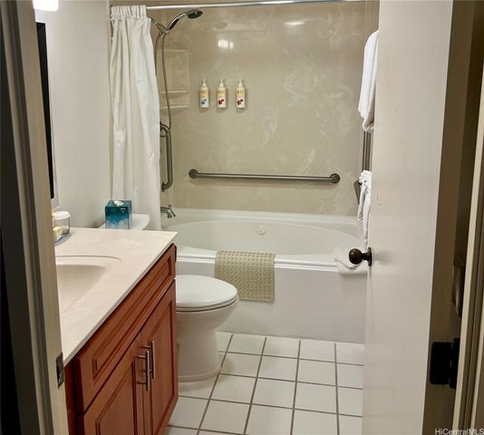 1088 Bishop Street 1501, Honolulu, HI 96813