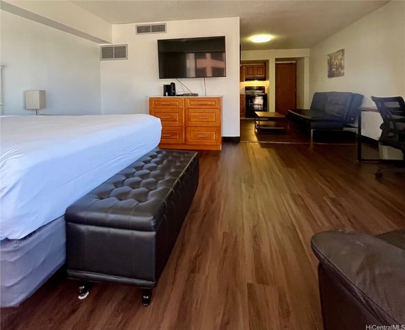 1088 Bishop Street 1501, Honolulu, HI 96813