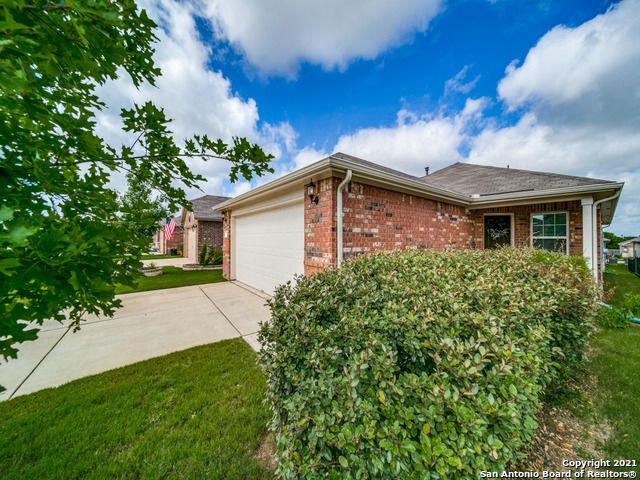 3359 BLOSSOM ROW, San Antonio, TX 78253