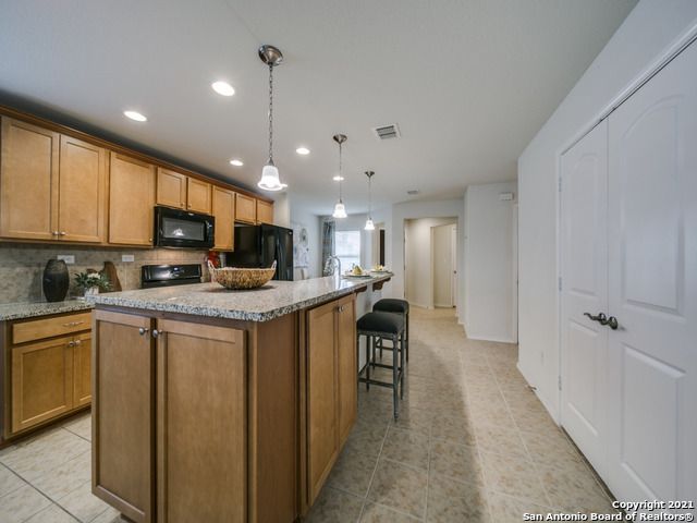 3359 BLOSSOM ROW, San Antonio, TX 78253