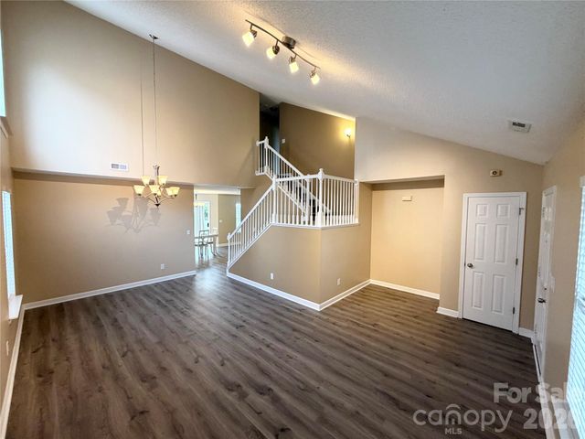 9233 Simonton Drive, Charlotte, NC 28269