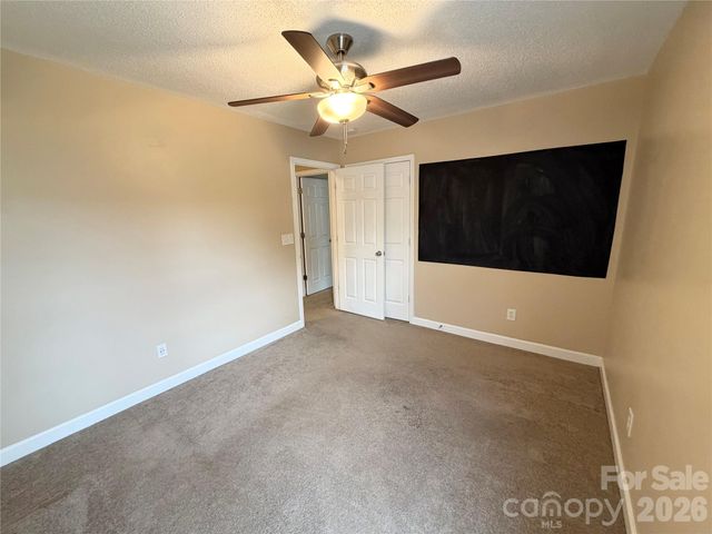 9233 Simonton Drive, Charlotte, NC 28269