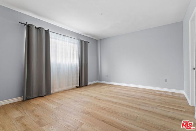 11743 Mayfield 3, Los Angeles, CA 90049