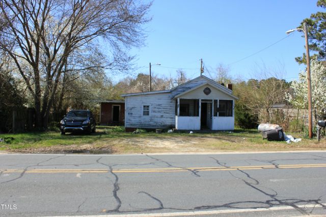 2984 Ashe Avenue, Dunn, NC 28334
