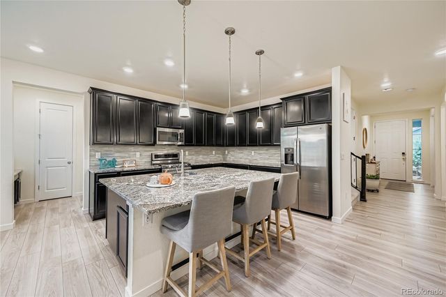 1060 S De Gaulle Court, Aurora, CO 80018