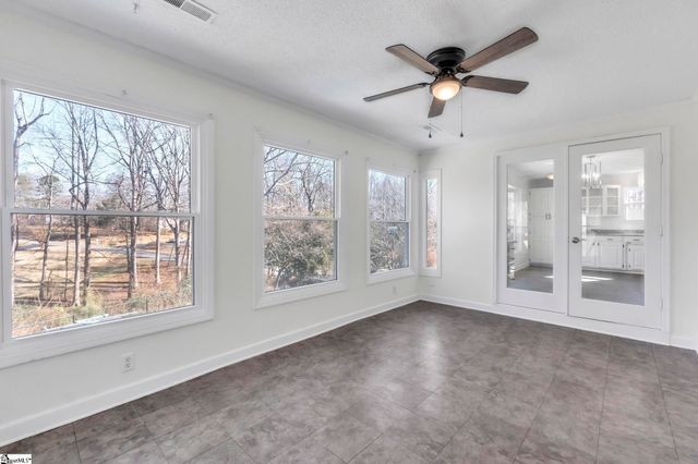 402 Shady Point, Inman, SC 29349