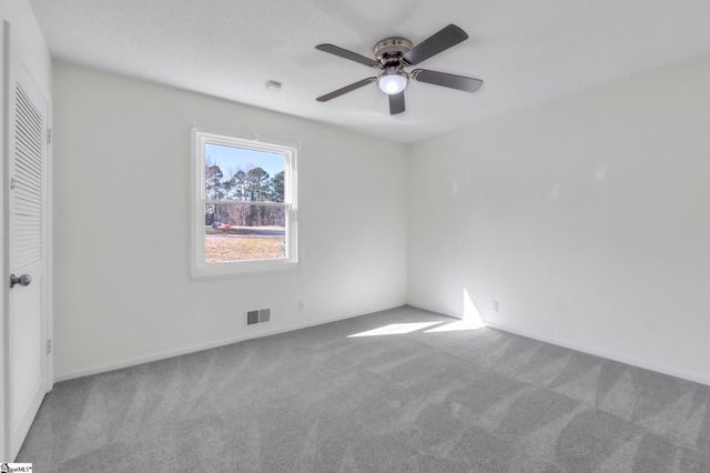 402 Shady Point, Inman, SC 29349